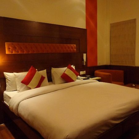Hotel Aura - New Delhi Railway Station Εξωτερικό φωτογραφία