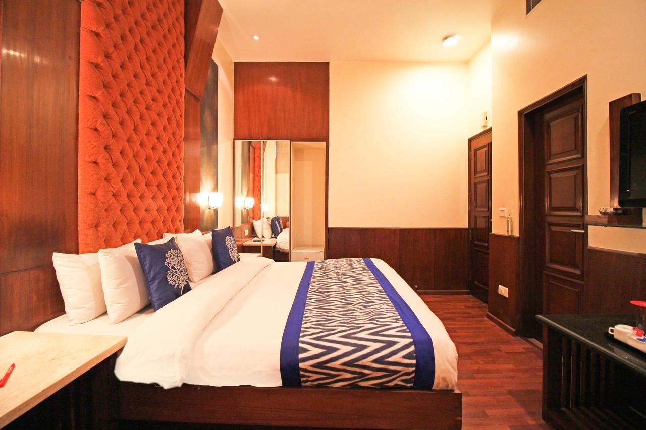 Hotel Aura - New Delhi Railway Station Εξωτερικό φωτογραφία