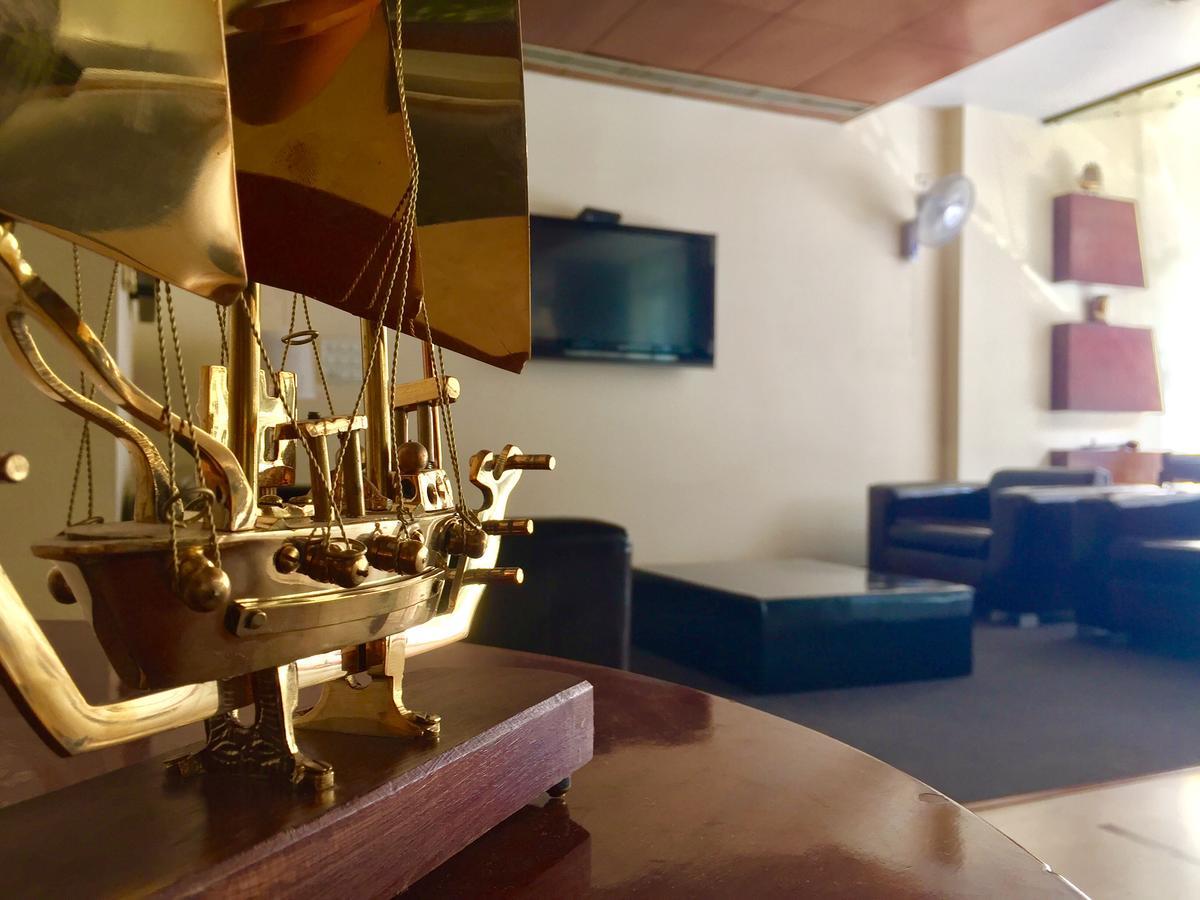 Hotel Aura - New Delhi Railway Station Εξωτερικό φωτογραφία