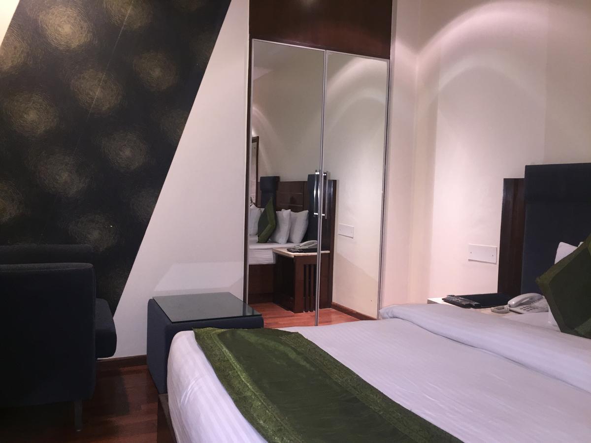 Hotel Aura - New Delhi Railway Station Εξωτερικό φωτογραφία