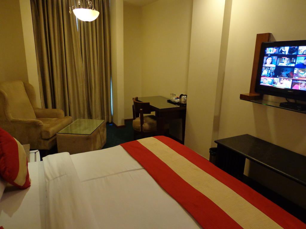 Hotel Aura - New Delhi Railway Station Εξωτερικό φωτογραφία