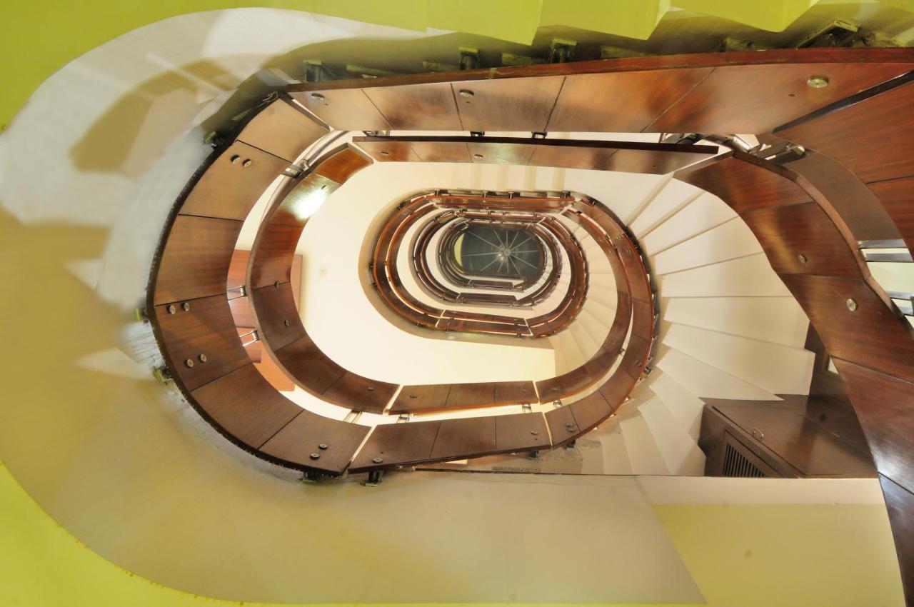 Hotel Aura - New Delhi Railway Station Εξωτερικό φωτογραφία