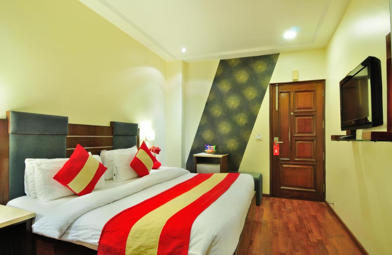 Hotel Aura - New Delhi Railway Station Εξωτερικό φωτογραφία